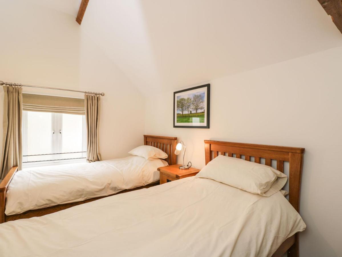 Stables Cottage Мелкшем Экстерьер фото